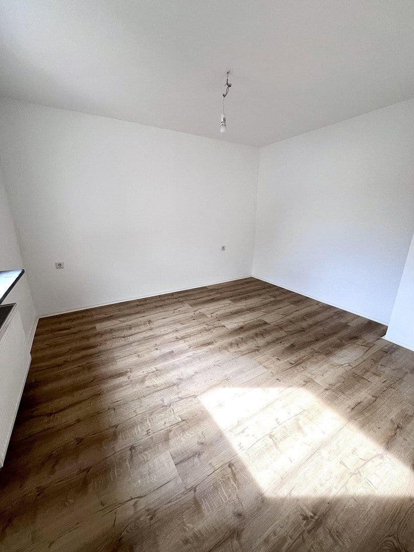Prodej domu 90 m², pozemek 113 m², Bensheim, Hessen Prodej domu 90 m², pozemek 113 m², Bensheim, Hessen