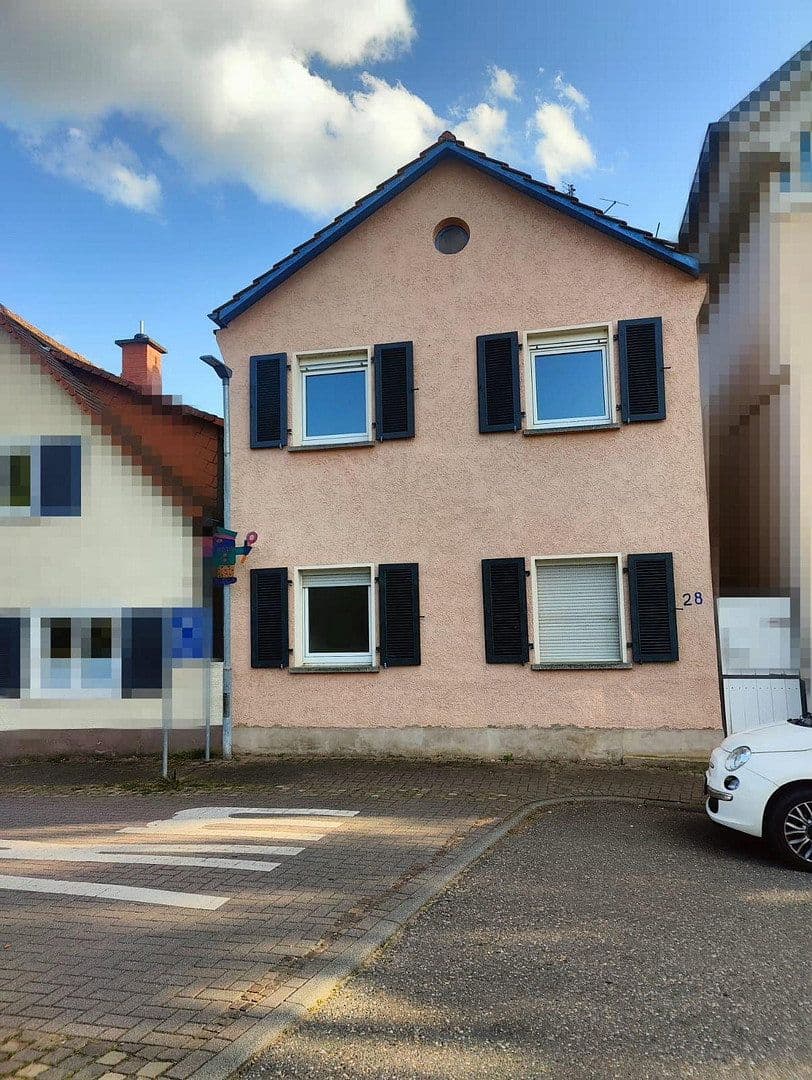 Prodej domu 90 m², pozemek 113 m², Bensheim, Hessen Prodej domu 90 m², pozemek 113 m², Bensheim, Hessen