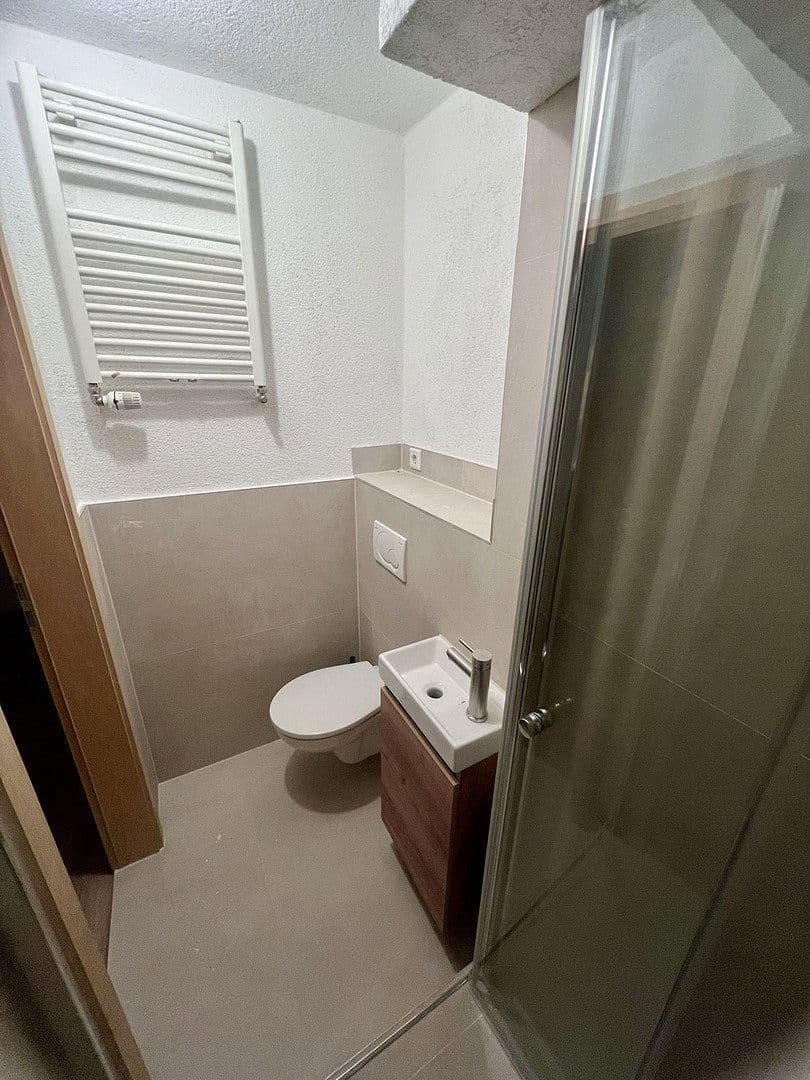 Prodej domu 90 m², pozemek 113 m², Bensheim, Hessen Prodej domu 90 m², pozemek 113 m², Bensheim, Hessen