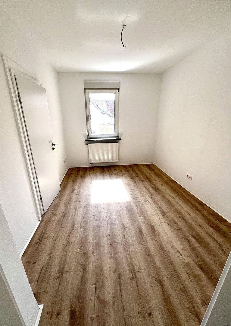 Prodej domu 90 m², pozemek 113 m², Bensheim, Hessen Prodej domu 90 m², pozemek 113 m², Bensheim, Hessen