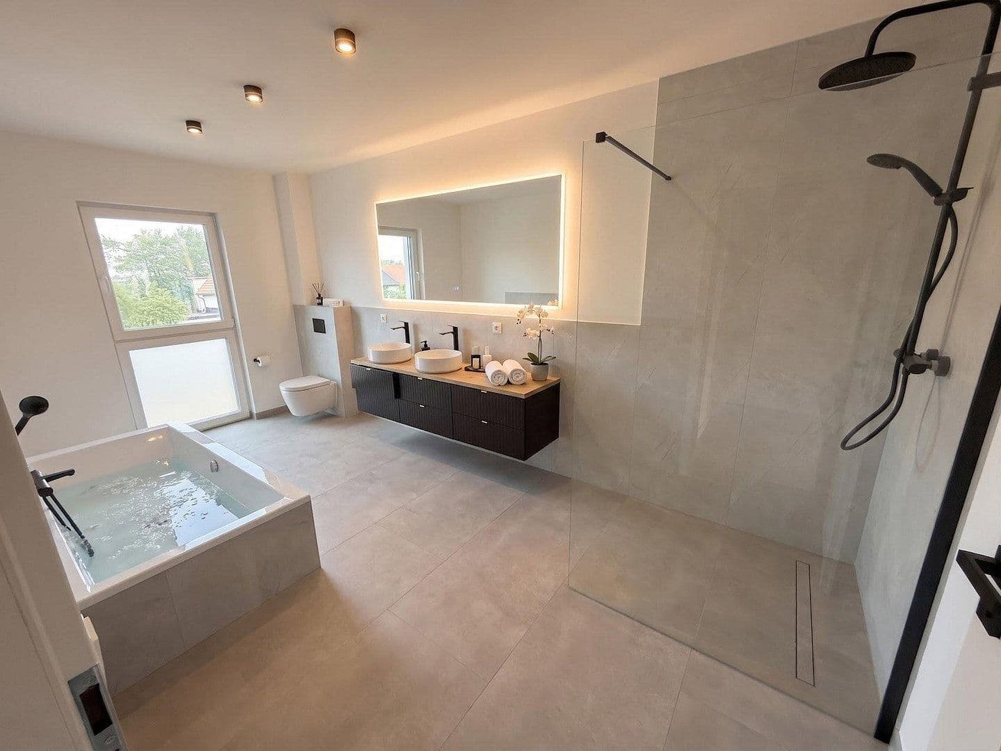 Pronájem domu 185 m², pozemek 460 m², Rurberger Straße 30, Simmerath, Severní Porýní-Vestfálsko Pronájem domu 185 m², pozemek 460 m², Rurberger Straße 30, Simmerath, Severní Porýní-Vestfálsko