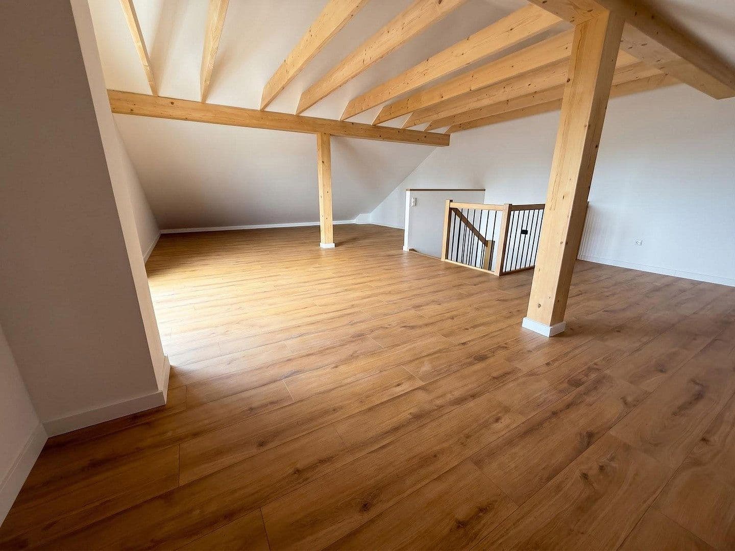 Pronájem domu 185 m², pozemek 460 m², Rurberger Straße 30, Simmerath, Severní Porýní-Vestfálsko Pronájem domu 185 m², pozemek 460 m², Rurberger Straße 30, Simmerath, Severní Porýní-Vestfálsko