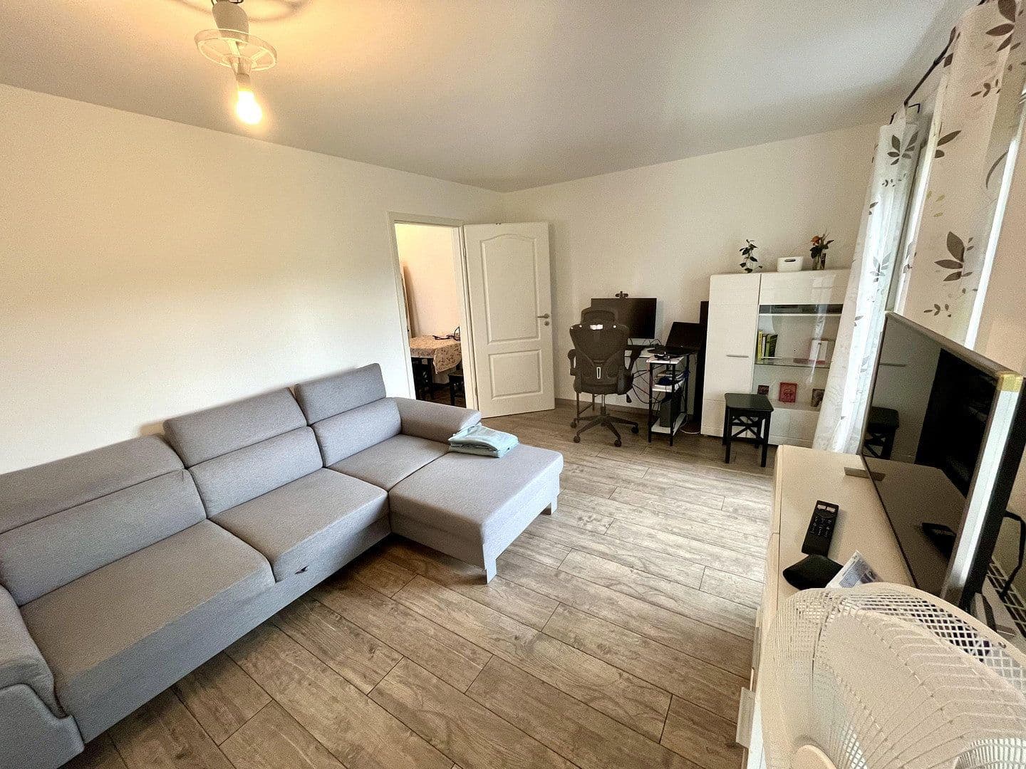 Pronájem bytu 2+1 51 m², Heilbronner Straße 8, Ludwigsburg, Bádensko-Württembersko Pronájem bytu 2+1 51 m², Heilbronner Straße 8, Ludwigsburg, Bádensko-Württembersko