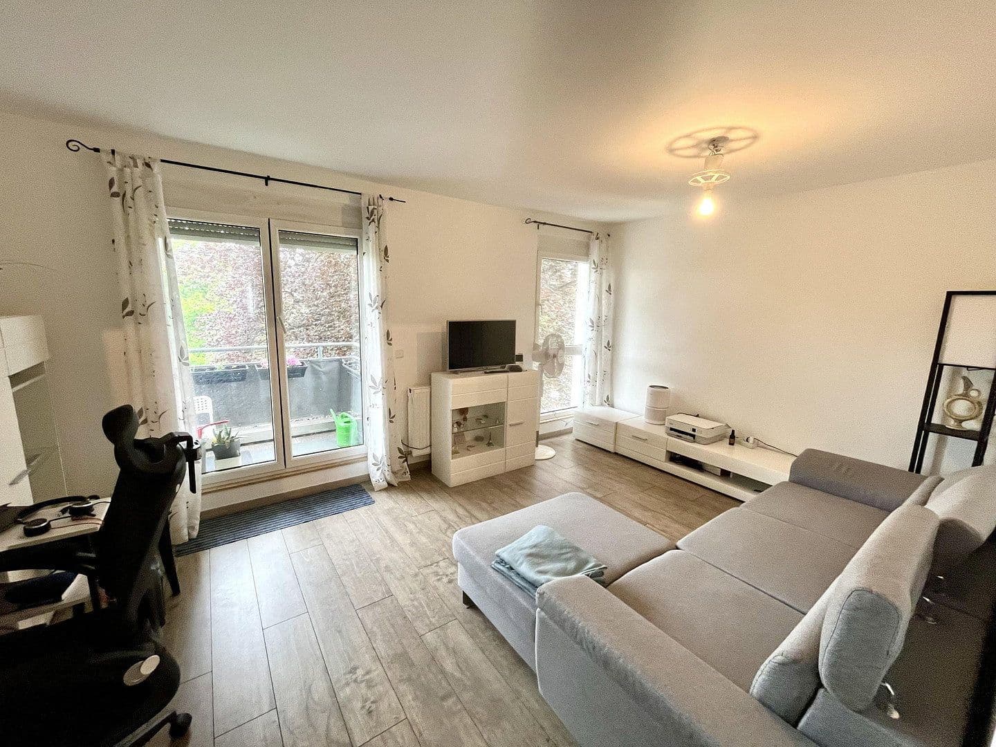 Pronájem bytu 2+1 51 m², Heilbronner Straße 8, Ludwigsburg, Bádensko-Württembersko Pronájem bytu 2+1 51 m², Heilbronner Straße 8, Ludwigsburg, Bádensko-Württembersko