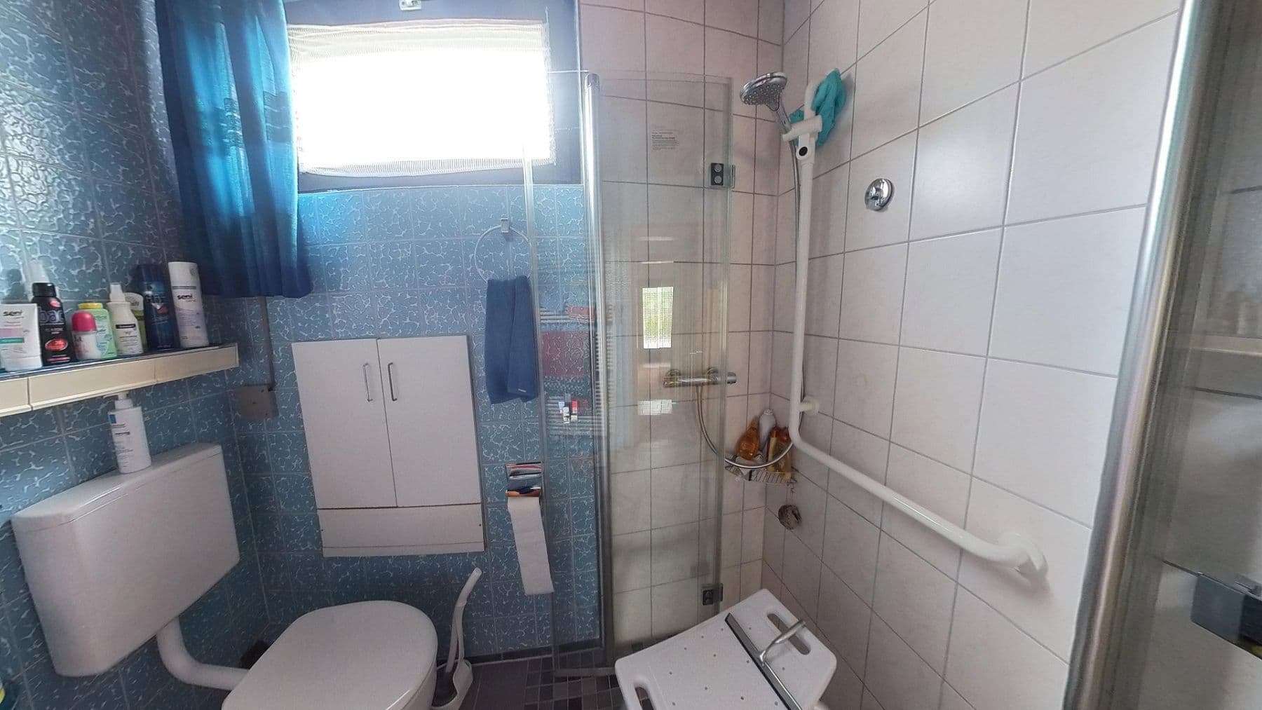 Prodej domu 95 m², pozemek 390 m², Herborn, Hessen Prodej domu 95 m², pozemek 390 m², Herborn, Hessen
