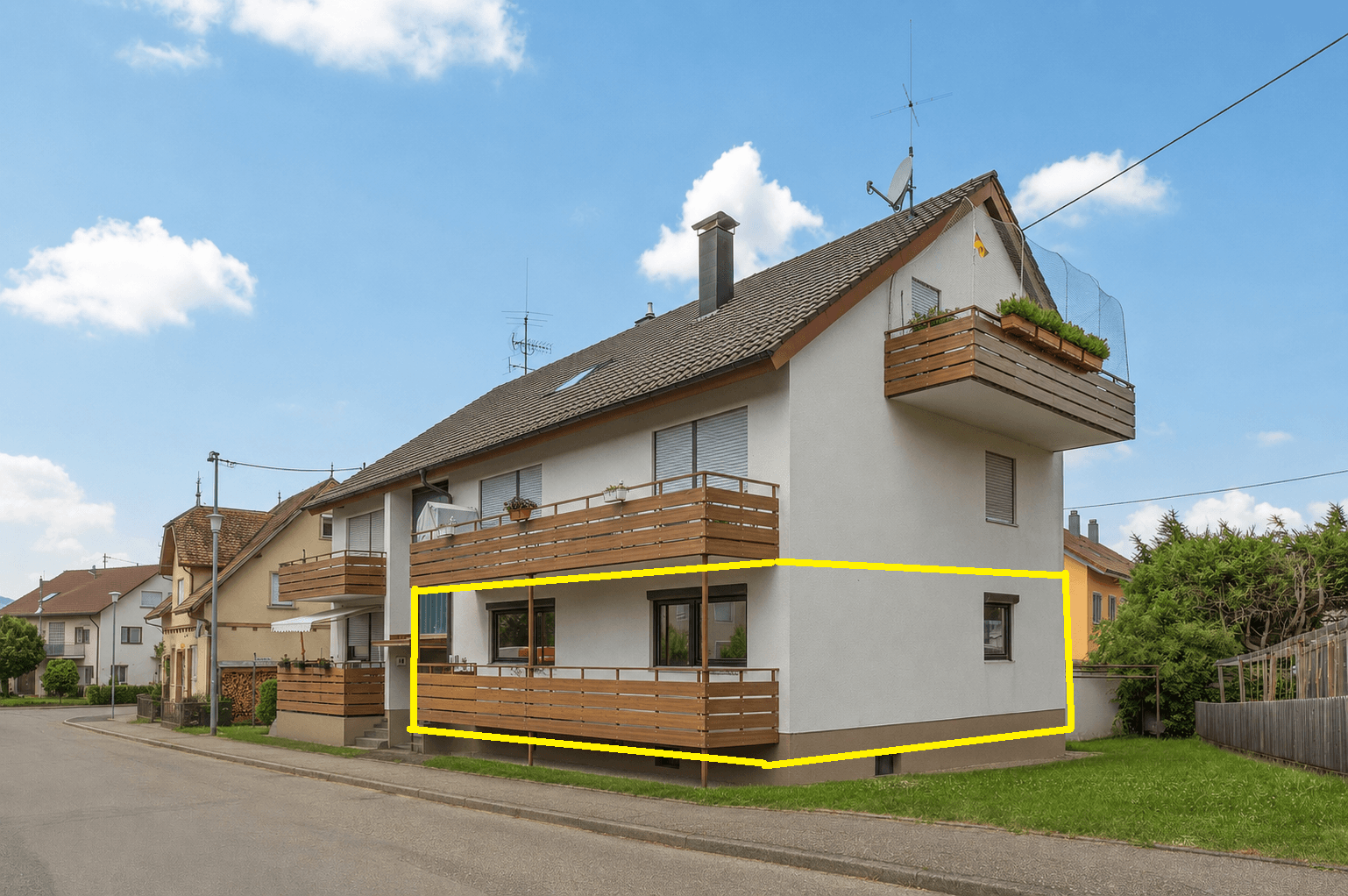 Pronájem bytu 3+1 85 m², Brühlstr. 13, Beuren, Bádensko-Württembersko Pronájem bytu 3+1 85 m², Brühlstr. 13, Beuren, Bádensko-Württembersko