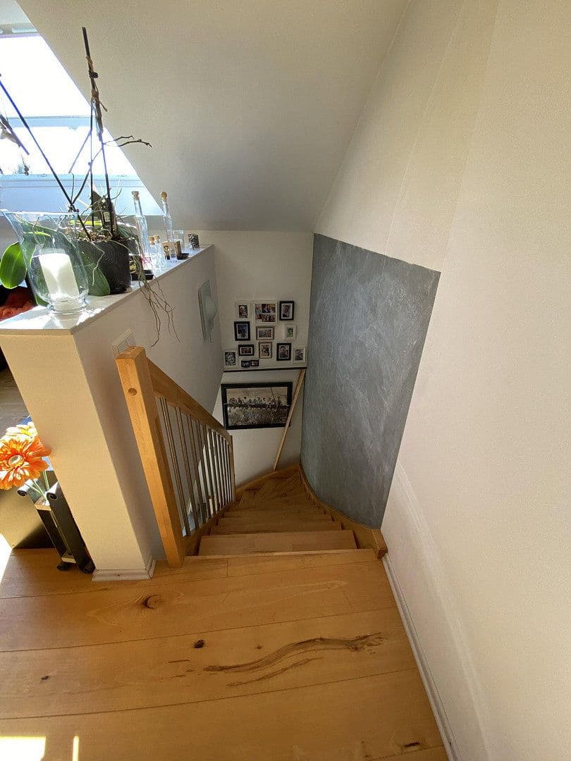 Prodej domu 200 m², pozemek 177 m², Affalterbacher Straße 16, Remseck am Neckar, Bádensko-Württembersko Prodej domu 200 m², pozemek 177 m², Affalterbacher Straße 16, Remseck am Neckar, Bádensko-Württembersko