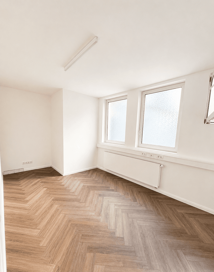 Pronájem kanceláře 115 m², Baselerstrasse 17, Frankfurt, Hessen Pronájem kanceláře 115 m², Baselerstrasse 17, Frankfurt, Hessen