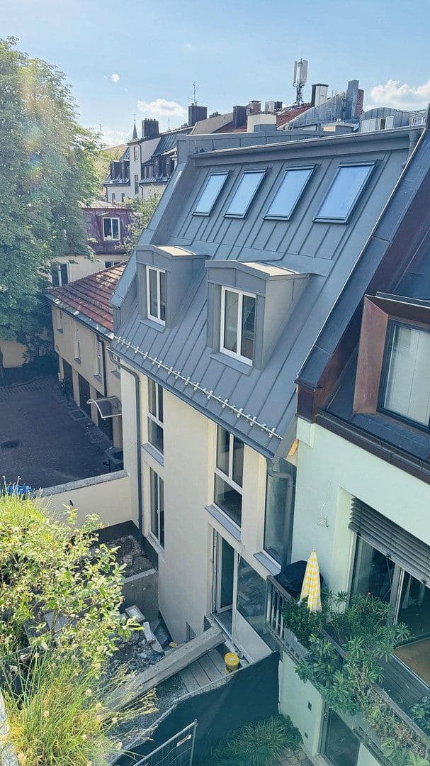 Pronájem bytu 3+1 73 m², Schwanthalerstr. 142, München, Bavorsko Pronájem bytu 3+1 73 m², Schwanthalerstr. 142, München, Bavorsko