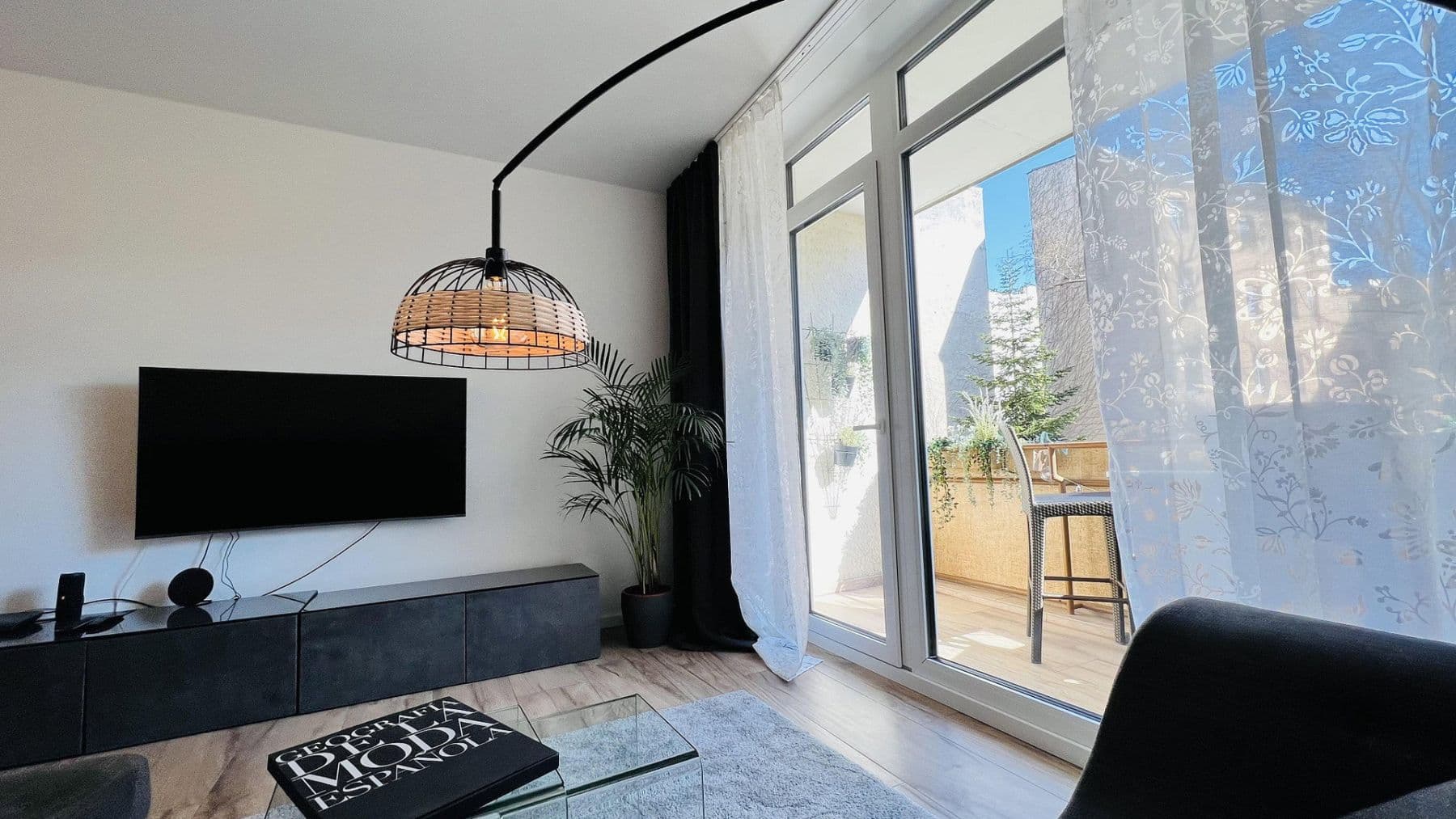 Prodej bytu 3+kk 82 m², Berlin, Berlín Prodej bytu 3+kk 82 m², Berlin, Berlín