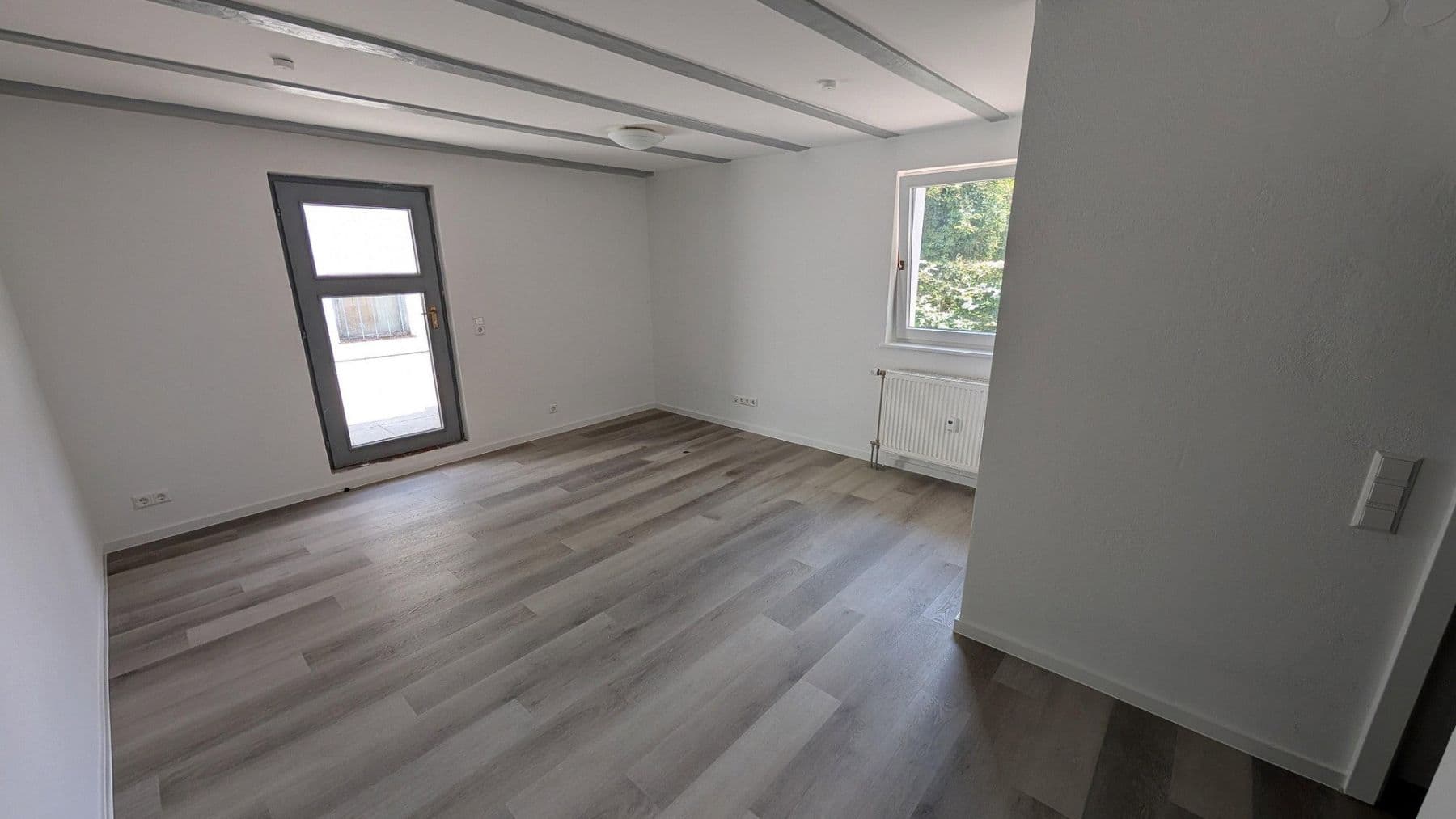 Pronájem bytu 2+1 61 m², Bruchsal, Bádensko-Württembersko Pronájem bytu 2+1 61 m², Bruchsal, Bádensko-Württembersko