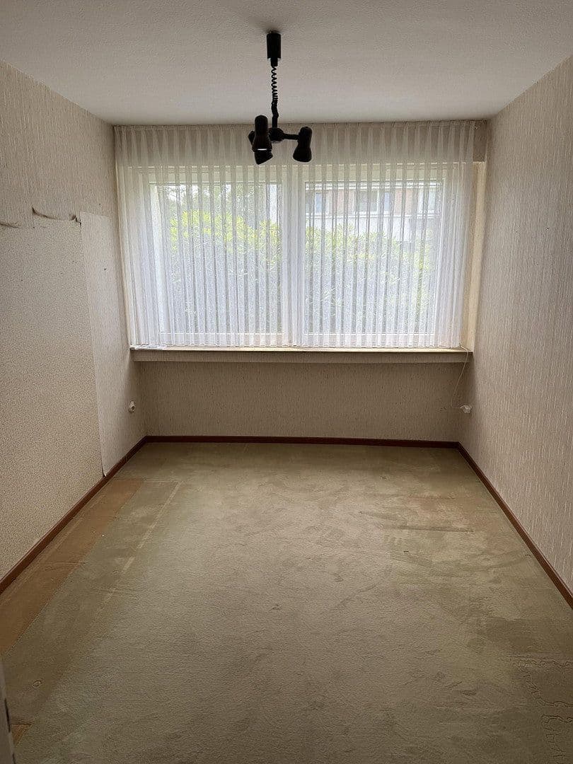 Prodej domu 160 m², pozemek 1.103 m², Vogelwarte 15, Leichlingen, Severní Porýní-Vestfálsko Prodej domu 160 m², pozemek 1.103 m², Vogelwarte 15, Leichlingen, Severní Porýní-Vestfálsko