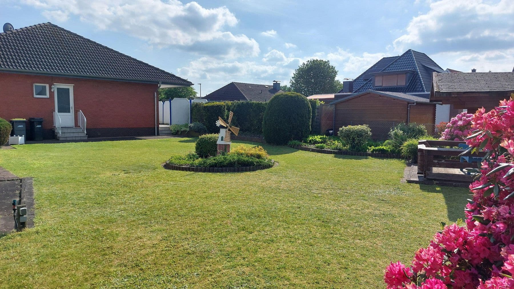 Prodej domu 138 m², pozemek 1.106 m², Weyhe, Dolní Sasko Prodej domu 138 m², pozemek 1.106 m², Weyhe, Dolní Sasko