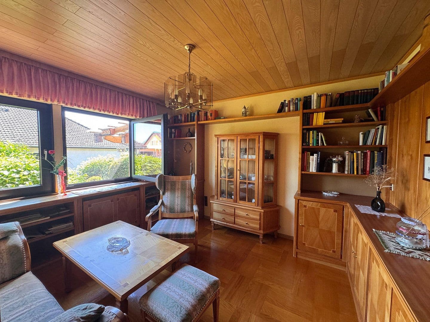 Prodej domu 112 m², pozemek 650 m², Höchstadt an der Aisch, Bavorsko Prodej domu 112 m², pozemek 650 m², Höchstadt an der Aisch, Bavorsko