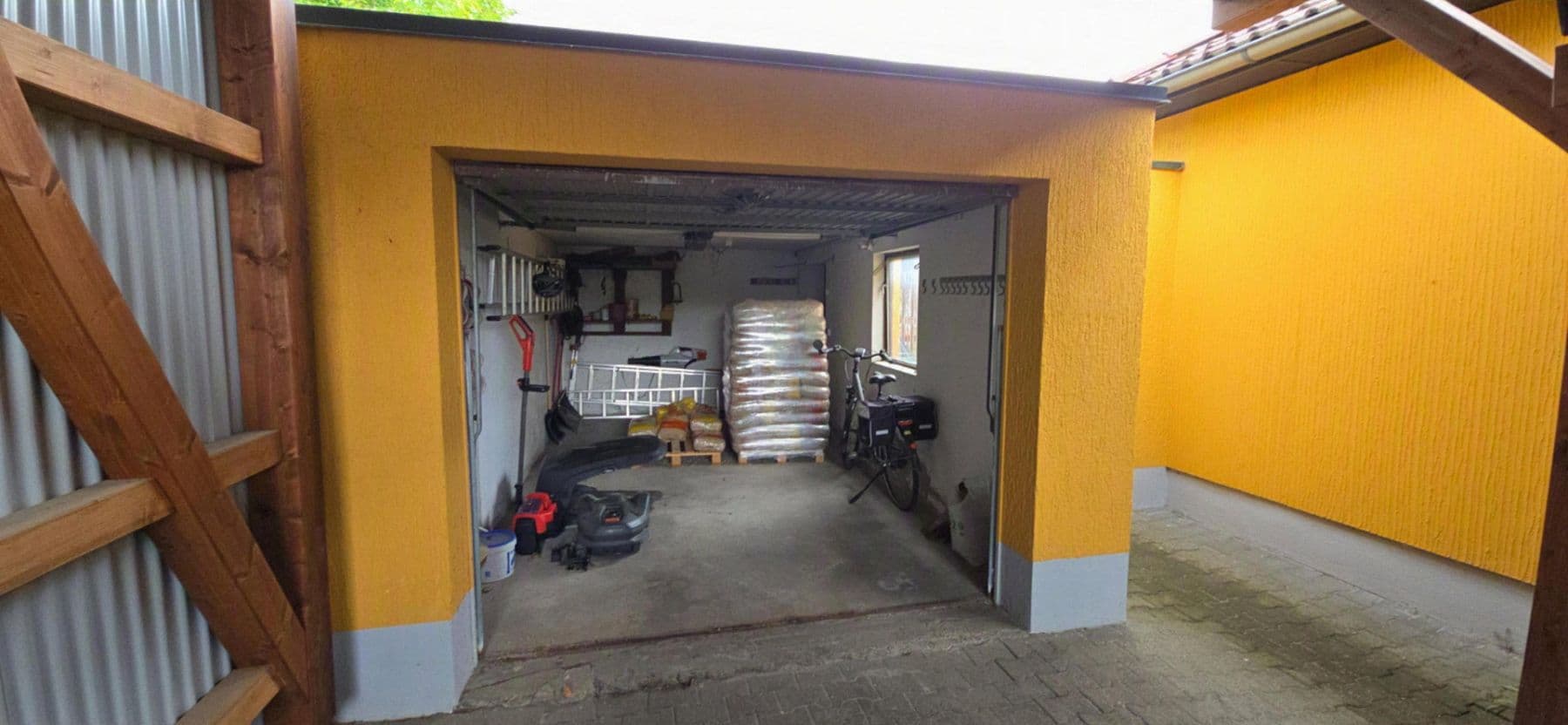Prodej domu 112 m², pozemek 650 m², Höchstadt an der Aisch, Bavorsko Prodej domu 112 m², pozemek 650 m², Höchstadt an der Aisch, Bavorsko