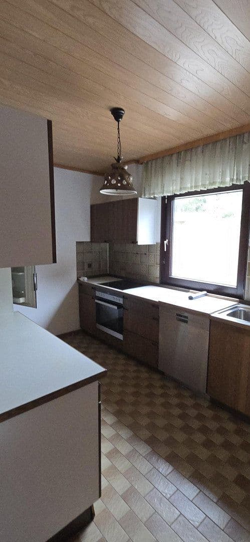 Prodej domu 112 m², pozemek 650 m², Höchstadt an der Aisch, Bavorsko Prodej domu 112 m², pozemek 650 m², Höchstadt an der Aisch, Bavorsko