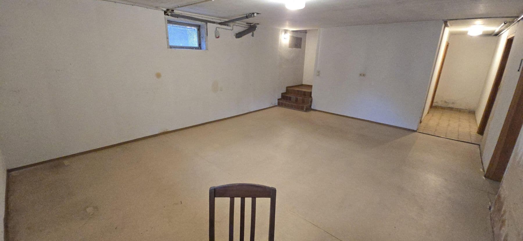 Prodej domu 112 m², pozemek 650 m², Höchstadt an der Aisch, Bavorsko Prodej domu 112 m², pozemek 650 m², Höchstadt an der Aisch, Bavorsko