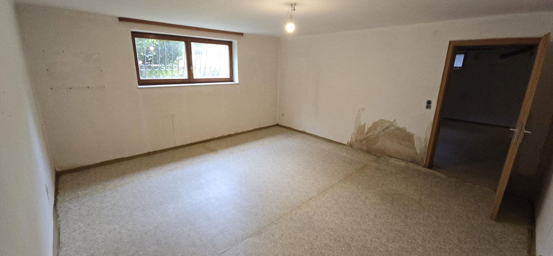 Prodej domu 112 m², pozemek 650 m², Höchstadt an der Aisch, Bavorsko Prodej domu 112 m², pozemek 650 m², Höchstadt an der Aisch, Bavorsko