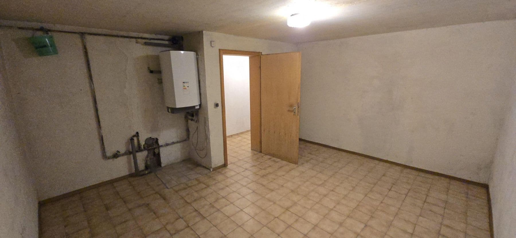 Prodej domu 112 m², pozemek 650 m², Höchstadt an der Aisch, Bavorsko Prodej domu 112 m², pozemek 650 m², Höchstadt an der Aisch, Bavorsko