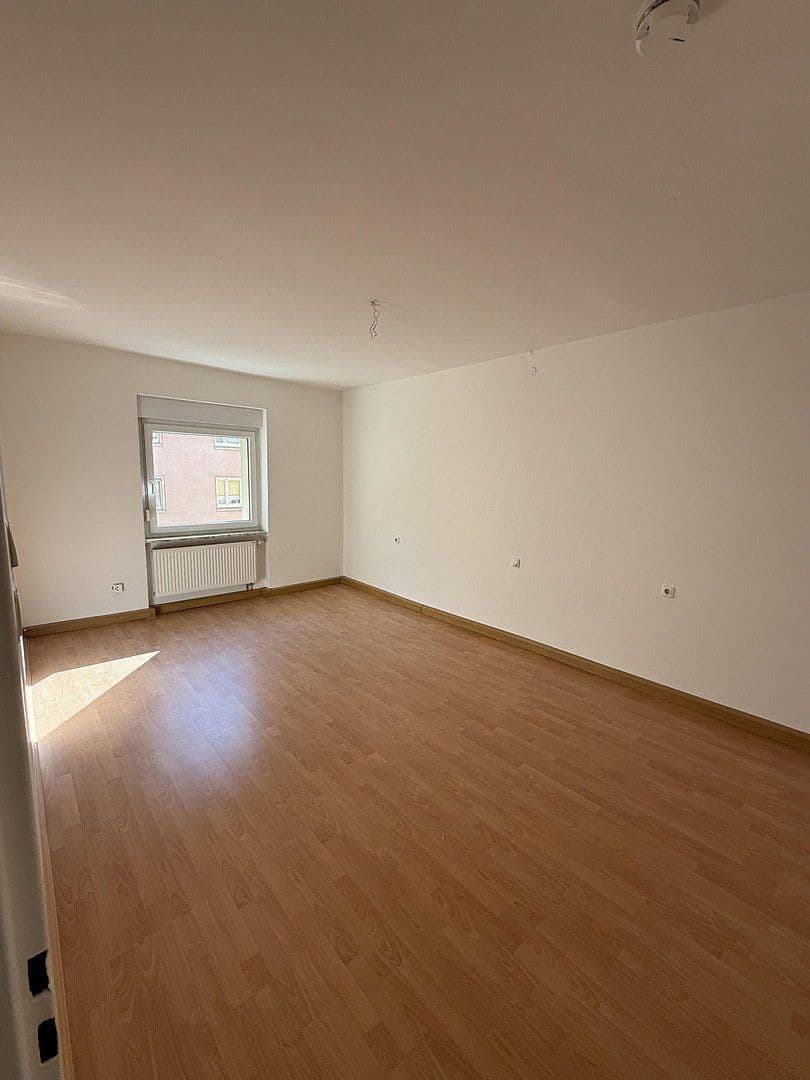 Pronájem bytu 4+1 140 m², Schweinfurt, Bavorsko Pronájem bytu 4+1 140 m², Schweinfurt, Bavorsko