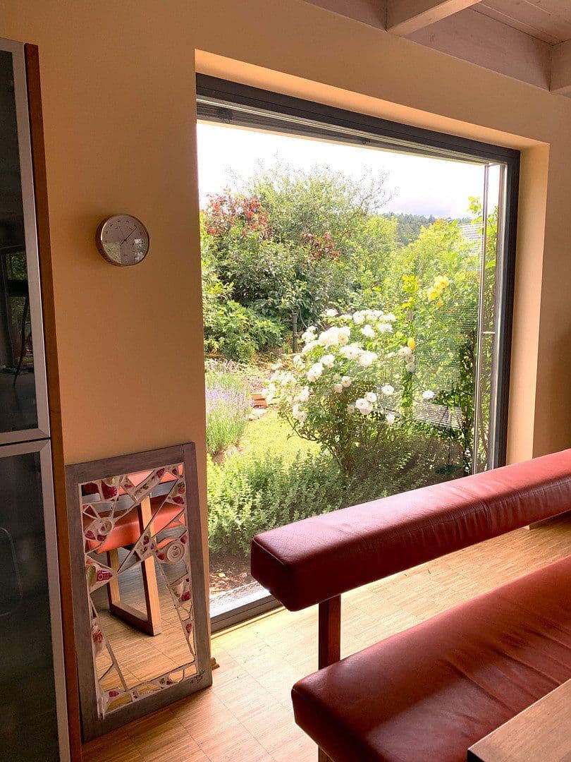 Prodej domu 225 m², pozemek 591 m², Stuttgart, Bádensko-Württembersko Prodej domu 225 m², pozemek 591 m², Stuttgart, Bádensko-Württembersko