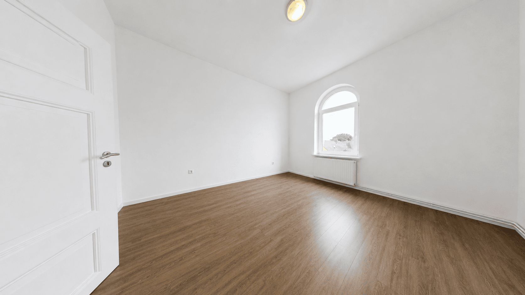 Pronájem bytu 5+1 117 m², Hildesheimer Straße 17, Nordstemmen, Dolní Sasko Pronájem bytu 5+1 117 m², Hildesheimer Straße 17, Nordstemmen, Dolní Sasko