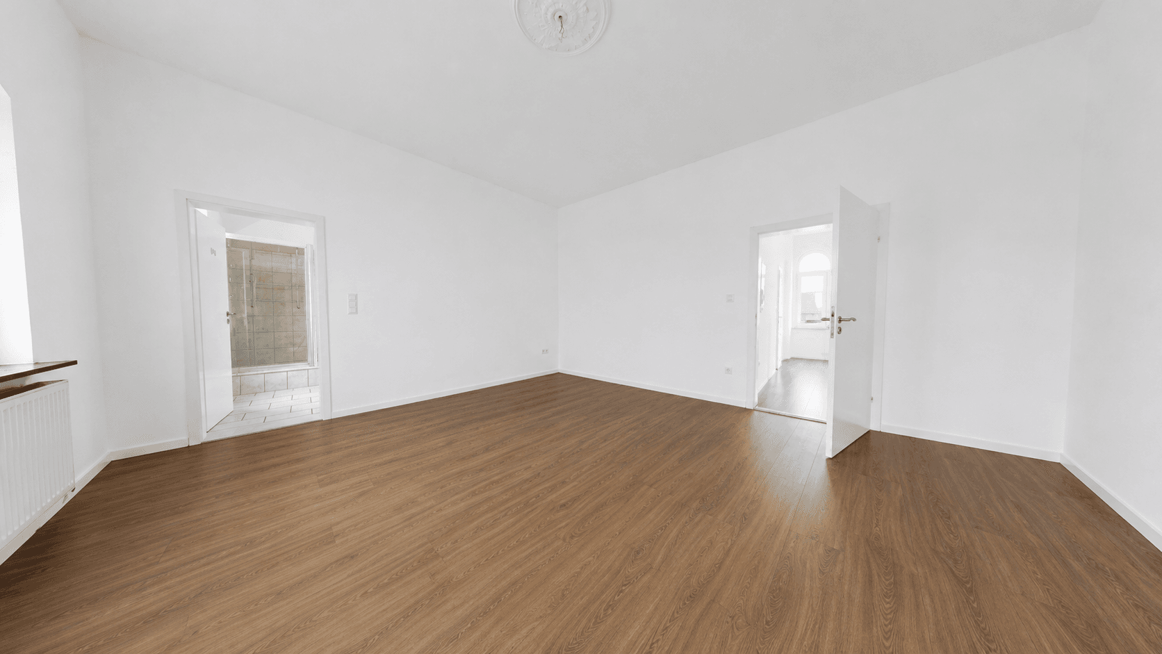 Pronájem bytu 5+1 117 m², Hildesheimer Straße 17, Nordstemmen, Dolní Sasko Pronájem bytu 5+1 117 m², Hildesheimer Straße 17, Nordstemmen, Dolní Sasko