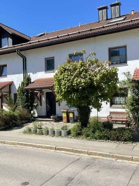 Prodej domu 96 m², pozemek 130 m², Kempten (Allgäu), Bavorsko Prodej domu 96 m², pozemek 130 m², Kempten (Allgäu), Bavorsko