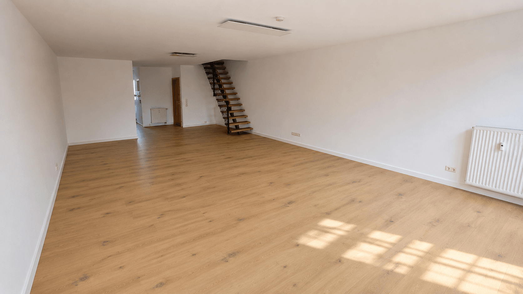 Prodej bytu 4+1 125 m², Cáchy, Severní Porýní-Vestfálsko Prodej bytu 4+1 125 m², Cáchy, Severní Porýní-Vestfálsko