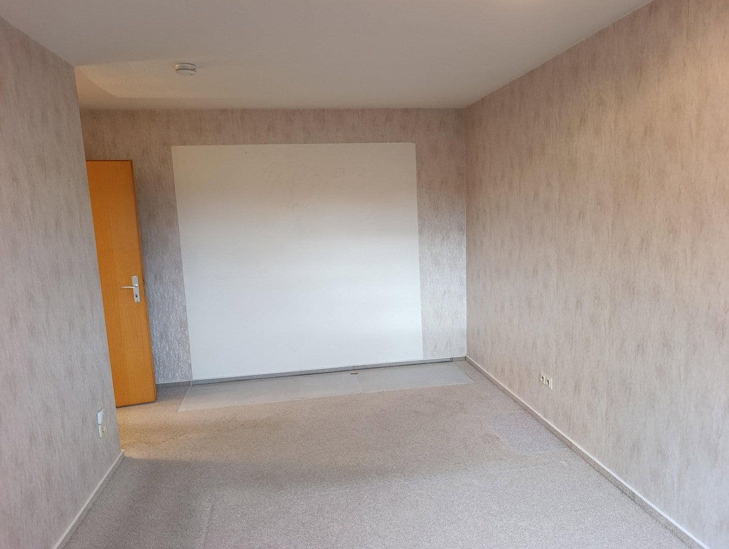 Prodej bytu 3+kk 83 m², Am Weißen Bild 40+42, Biberach an der Riß, Bádensko-Württembersko Prodej bytu 3+kk 83 m², Am Weißen Bild 40+42, Biberach an der Riß, Bádensko-Württembersko