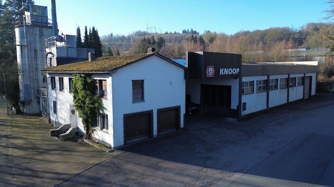 Pronájem nebytového prostoru 3.216 m², Balve, Severní Porýní-Vestfálsko Pronájem nebytového prostoru 3.216 m², Balve, Severní Porýní-Vestfálsko