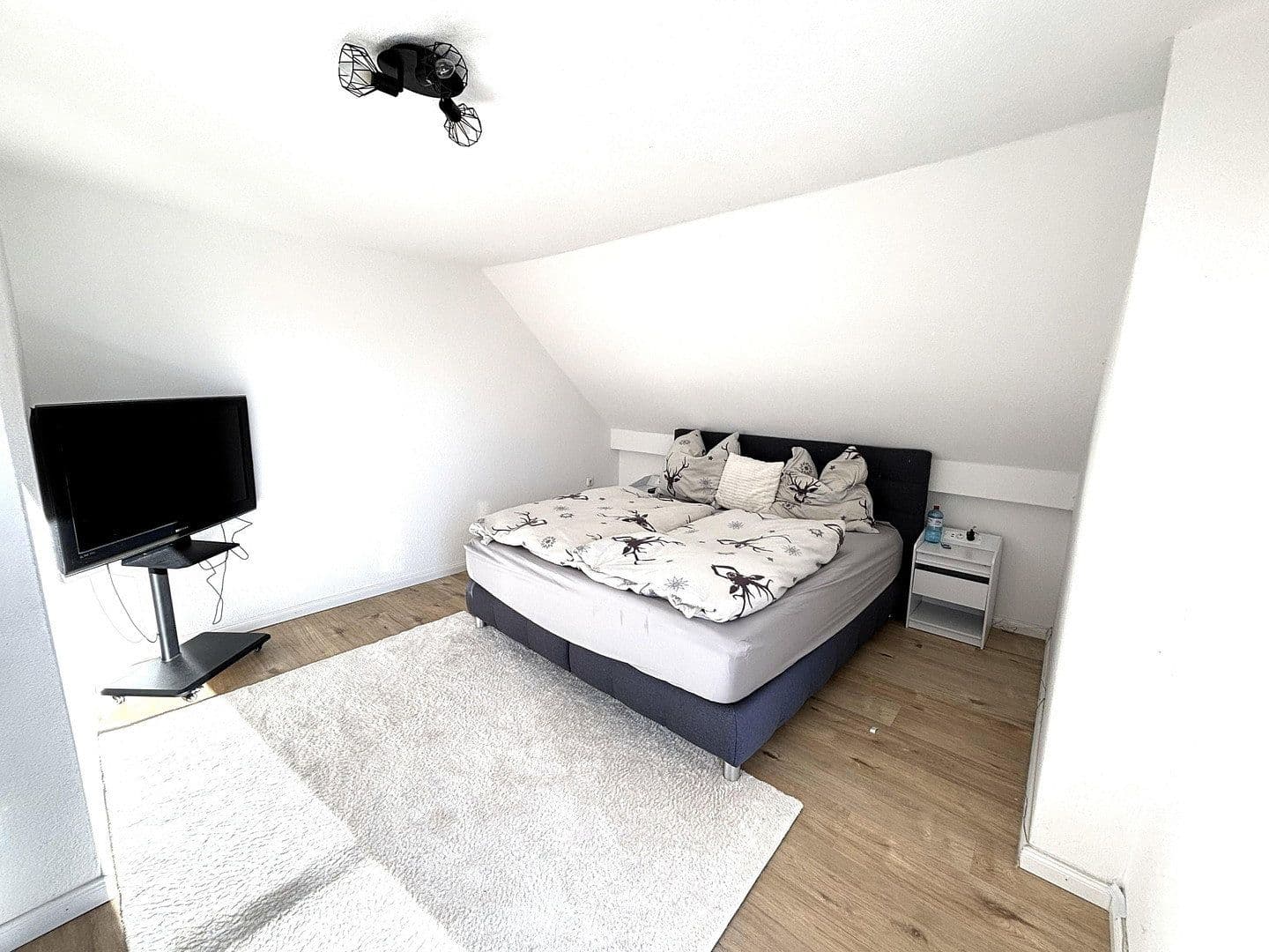 Pronájem domu 135 m², pozemek 500 m², Baierbrunn, Bavorsko Pronájem domu 135 m², pozemek 500 m², Baierbrunn, Bavorsko