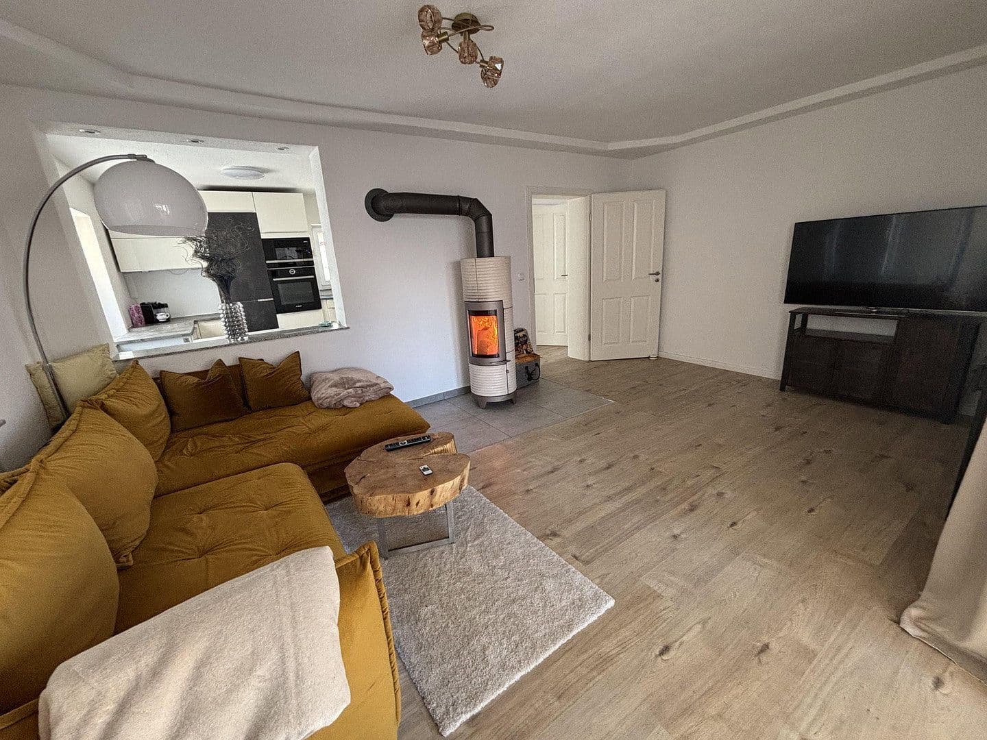 Pronájem domu 135 m², pozemek 500 m², Baierbrunn, Bavorsko Pronájem domu 135 m², pozemek 500 m², Baierbrunn, Bavorsko