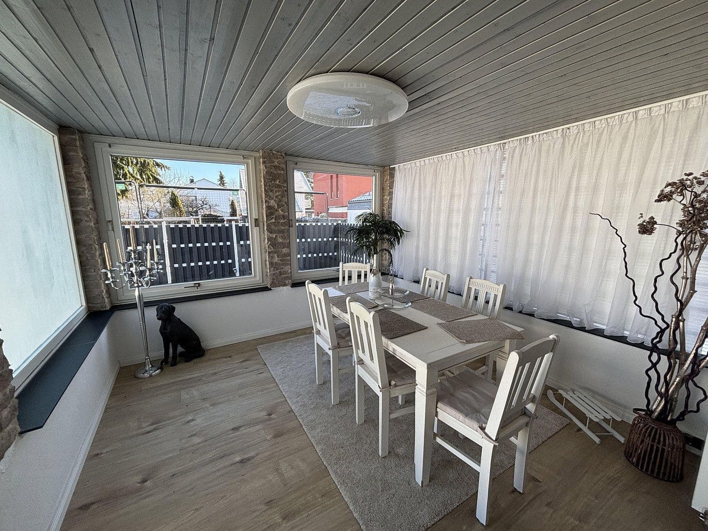 Pronájem domu 135 m², pozemek 500 m², Baierbrunn, Bavorsko Pronájem domu 135 m², pozemek 500 m², Baierbrunn, Bavorsko