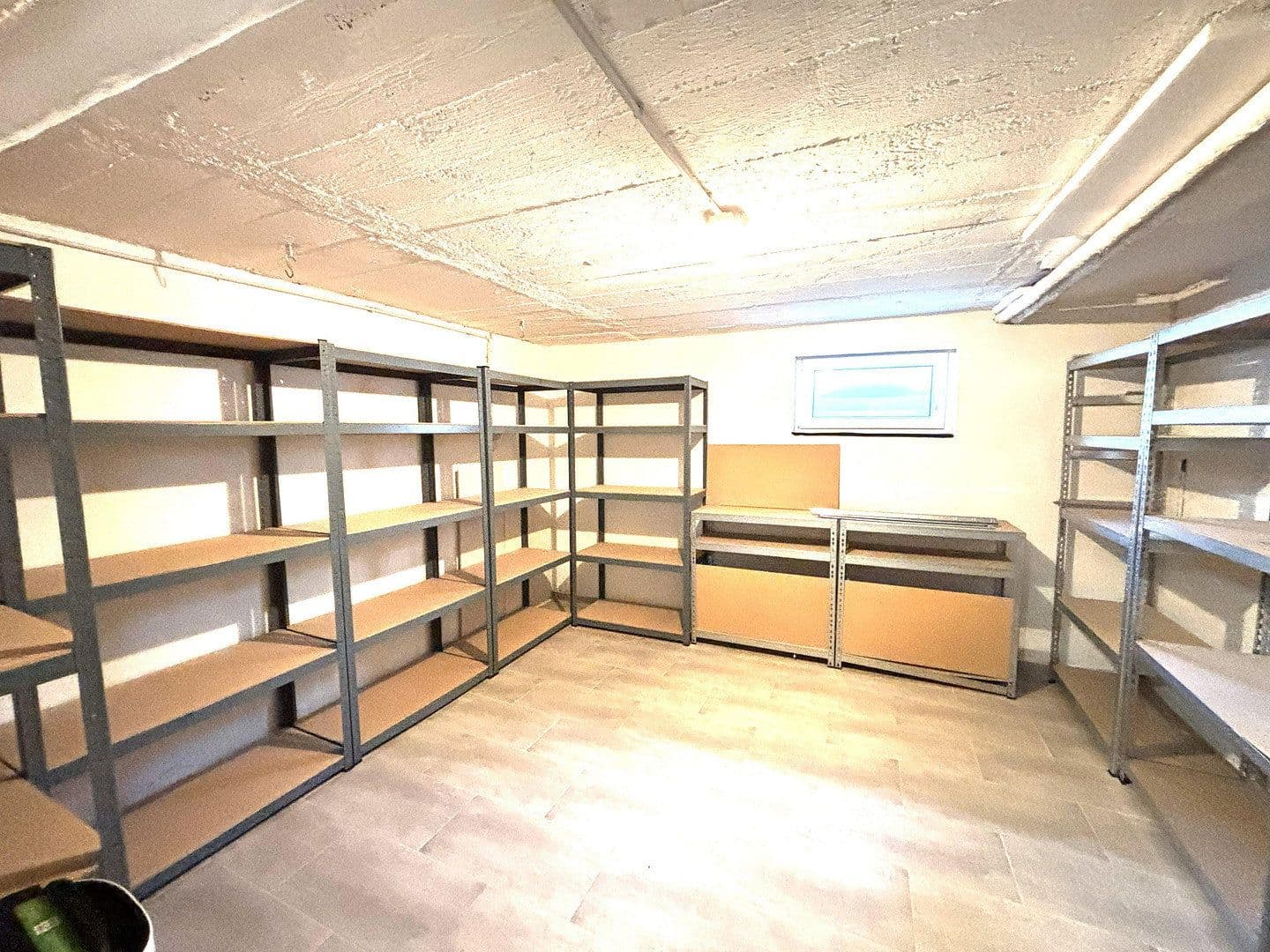 Pronájem domu 135 m², pozemek 500 m², Baierbrunn, Bavorsko Pronájem domu 135 m², pozemek 500 m², Baierbrunn, Bavorsko