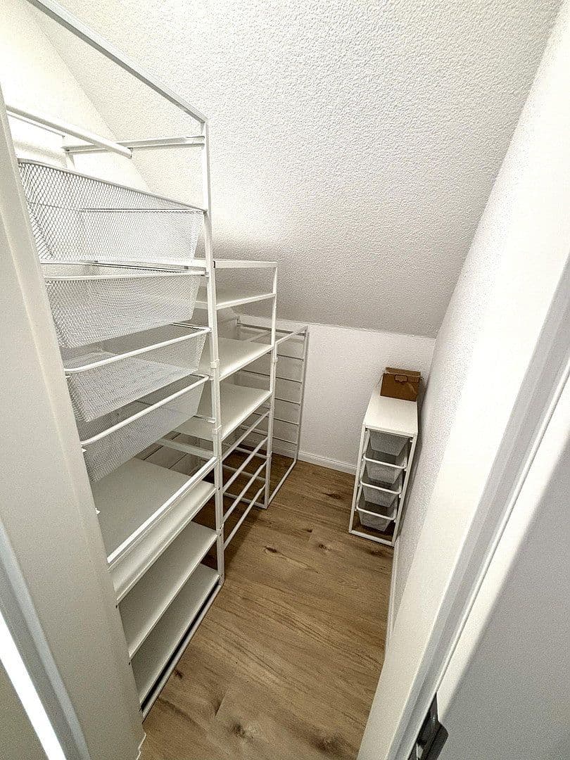 Pronájem domu 135 m², pozemek 500 m², Baierbrunn, Bavorsko Pronájem domu 135 m², pozemek 500 m², Baierbrunn, Bavorsko