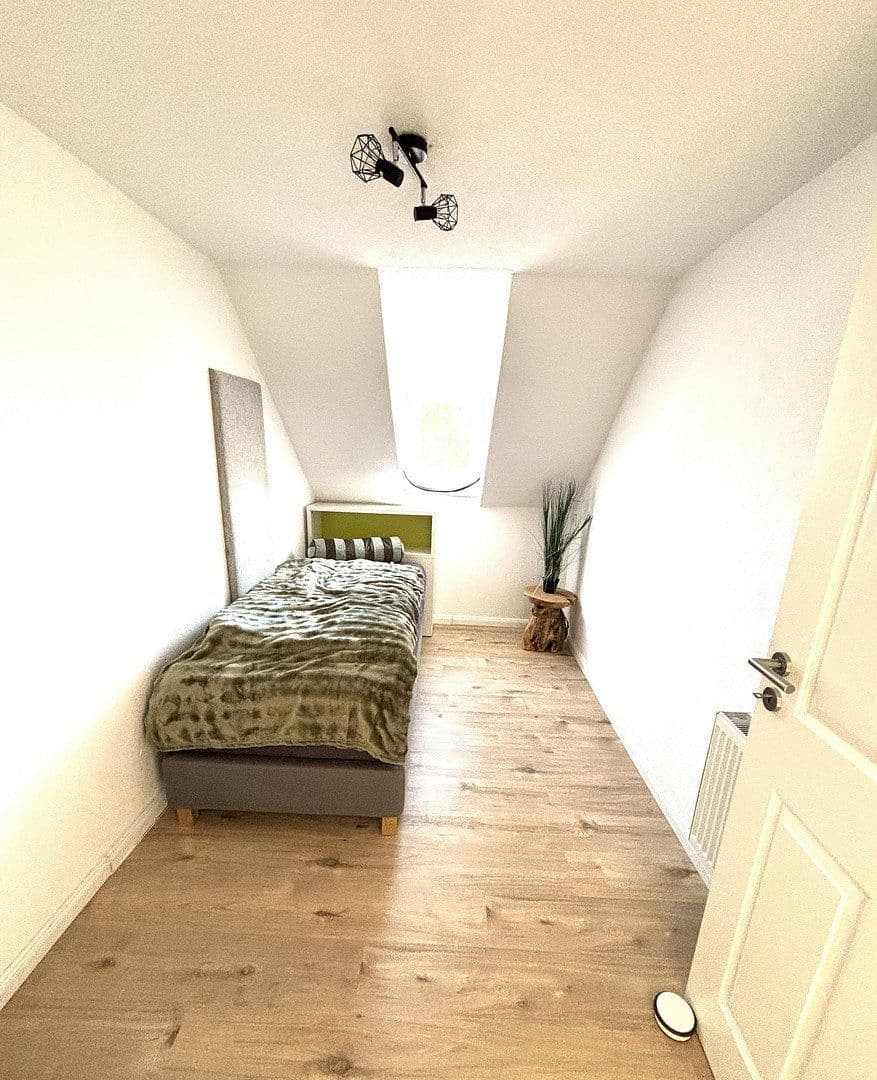 Pronájem domu 135 m², pozemek 500 m², Baierbrunn, Bavorsko Pronájem domu 135 m², pozemek 500 m², Baierbrunn, Bavorsko