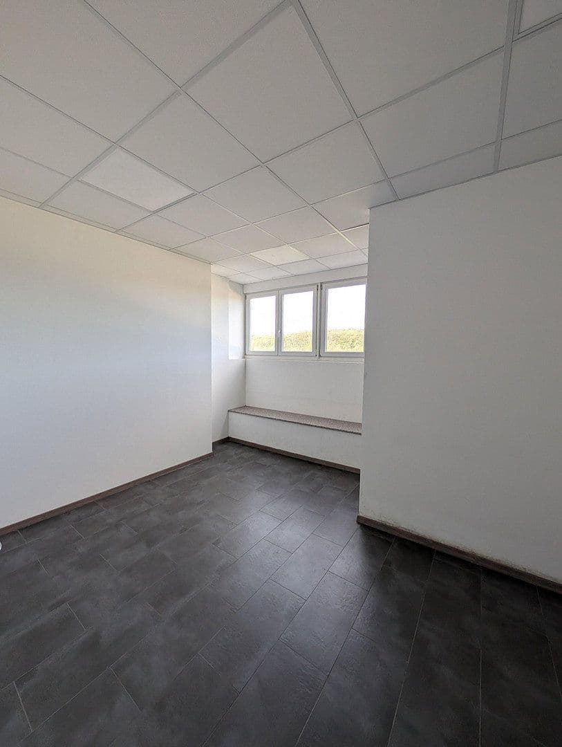 Pronájem kanceláře 460 m², Winzerleite 4, Passau, Bavorsko Pronájem kanceláře 460 m², Winzerleite 4, Passau, Bavorsko