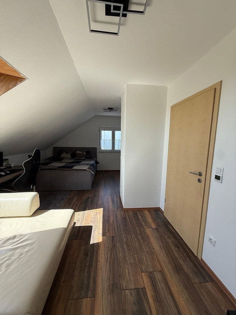 Prodej domu 159 m², pozemek 654 m², Mering, Bavorsko Prodej domu 159 m², pozemek 654 m², Mering, Bavorsko