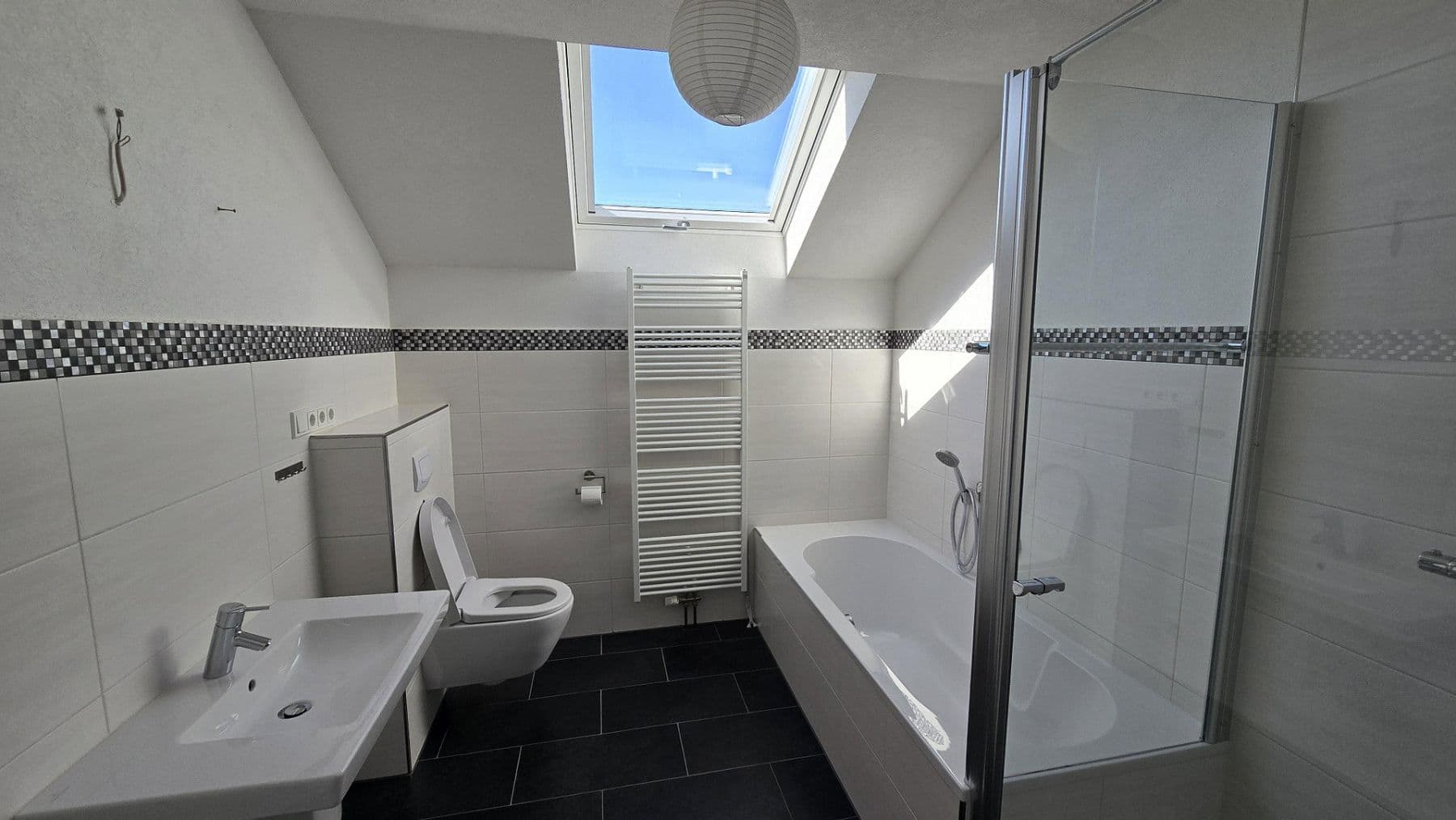 Prodej domu 325 m², pozemek 943 m², Weilburg, Hessen Prodej domu 325 m², pozemek 943 m², Weilburg, Hessen