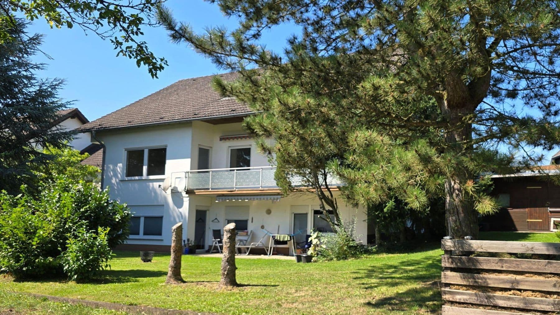 Prodej domu 325 m², pozemek 943 m², Weilburg, Hessen Prodej domu 325 m², pozemek 943 m², Weilburg, Hessen