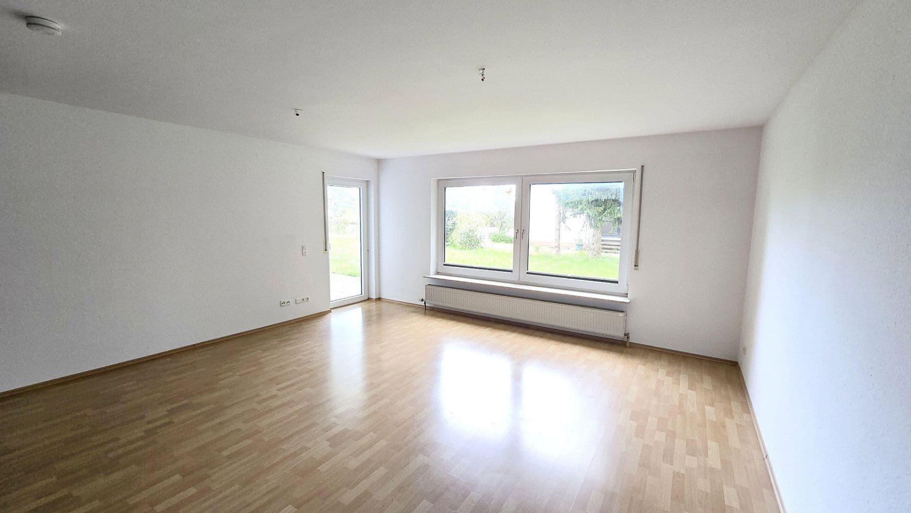 Prodej domu 325 m², pozemek 943 m², Weilburg, Hessen Prodej domu 325 m², pozemek 943 m², Weilburg, Hessen