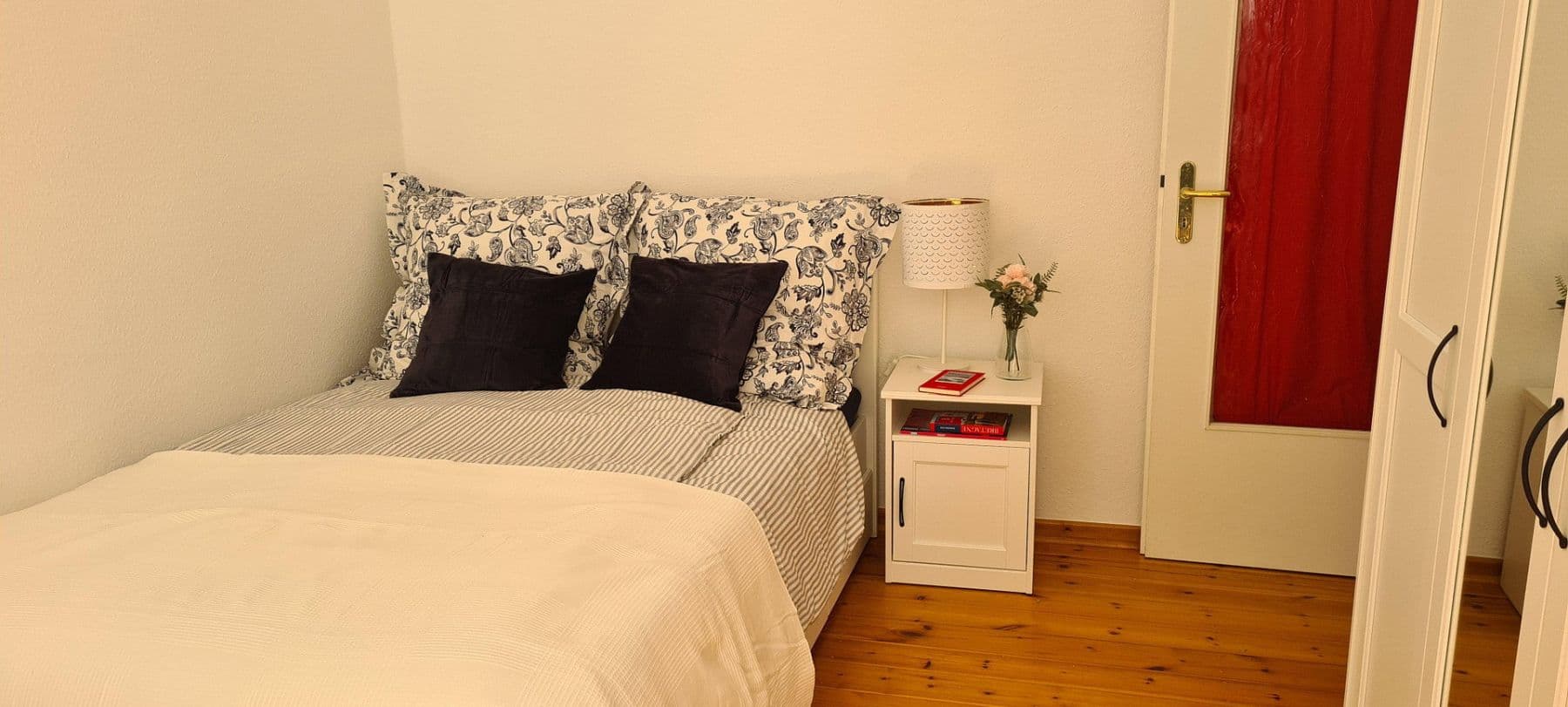 Pronájem bytu 1+1 32 m², Fehrbelliner Straße 39, Berlin, Berlín Pronájem bytu 1+1 32 m², Fehrbelliner Straße 39, Berlin, Berlín