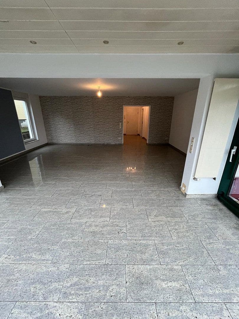 Pronájem bytu 2+1 100 m², Dortmund, Severní Porýní-Vestfálsko Pronájem bytu 2+1 100 m², Dortmund, Severní Porýní-Vestfálsko