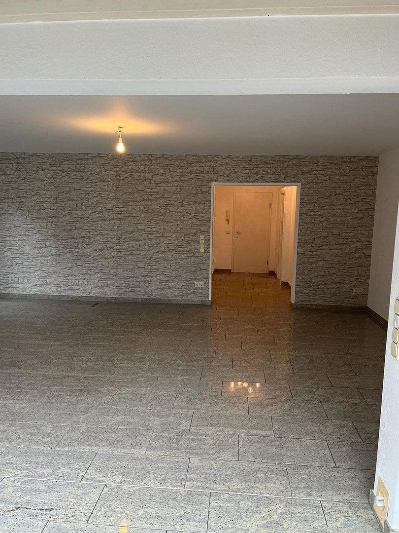 Pronájem bytu 2+1 100 m², Dortmund, Severní Porýní-Vestfálsko Pronájem bytu 2+1 100 m², Dortmund, Severní Porýní-Vestfálsko