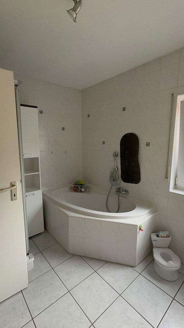 Pronájem domu 95 m², pozemek 151 m², Jahnstraße 13b, Jugenheim in Rheinhessen, Porýní-Falc Pronájem domu 95 m², pozemek 151 m², Jahnstraße 13b, Jugenheim in Rheinhessen, Porýní-Falc