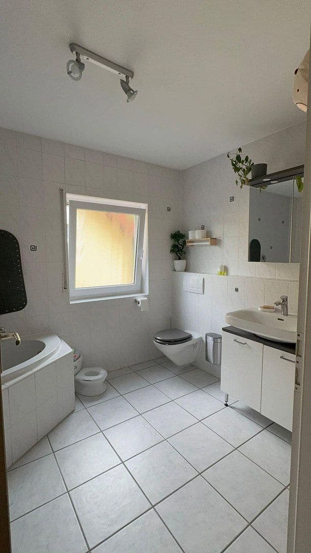Pronájem domu 95 m², pozemek 151 m², Jahnstraße 13b, Jugenheim in Rheinhessen, Porýní-Falc Pronájem domu 95 m², pozemek 151 m², Jahnstraße 13b, Jugenheim in Rheinhessen, Porýní-Falc