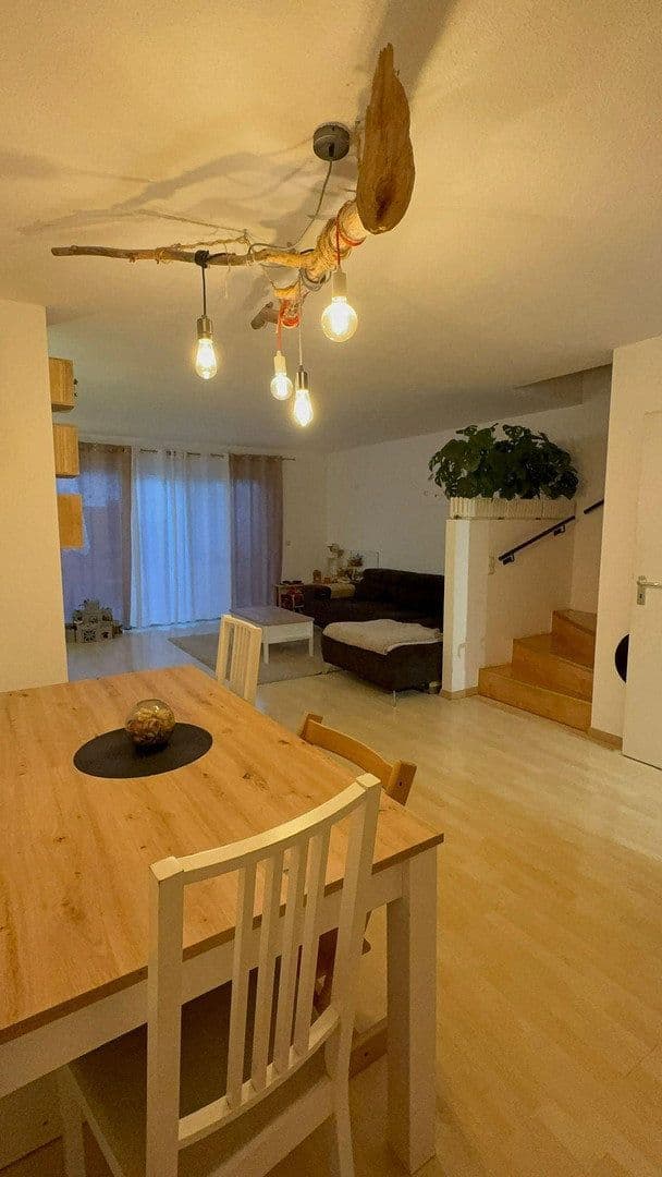 Pronájem domu 95 m², pozemek 151 m², Jahnstraße 13b, Jugenheim in Rheinhessen, Porýní-Falc Pronájem domu 95 m², pozemek 151 m², Jahnstraße 13b, Jugenheim in Rheinhessen, Porýní-Falc