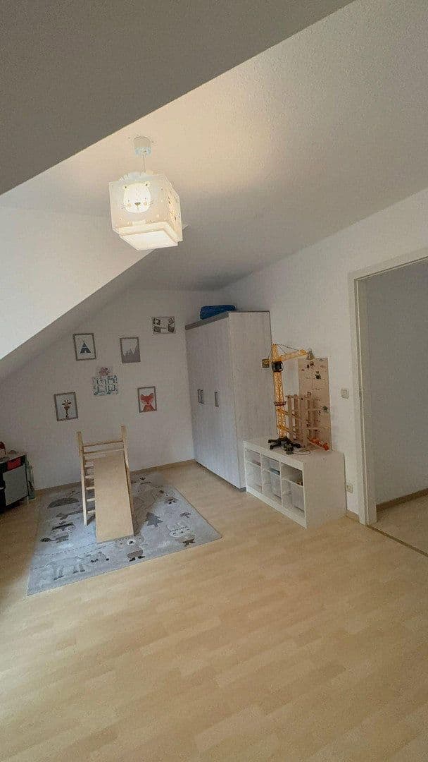 Pronájem domu 95 m², pozemek 151 m², Jahnstraße 13b, Jugenheim in Rheinhessen, Porýní-Falc Pronájem domu 95 m², pozemek 151 m², Jahnstraße 13b, Jugenheim in Rheinhessen, Porýní-Falc