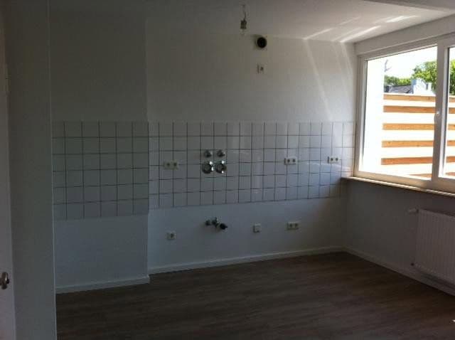 Pronájem bytu 1+kk 56 m², Grunerstr. 70, Düsseldorf, Severní Porýní-Vestfálsko Pronájem bytu 1+kk 56 m², Grunerstr. 70, Düsseldorf, Severní Porýní-Vestfálsko